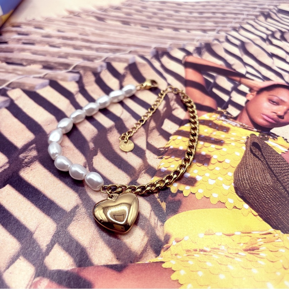 Gold and White Heart Charm Bracelet